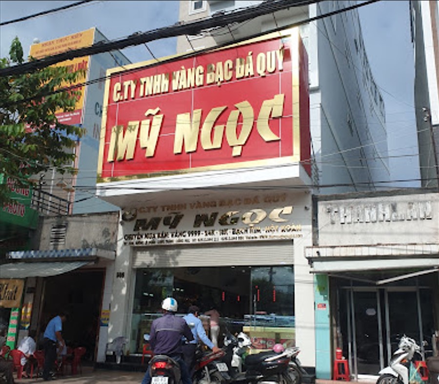 Cơ sở bị xử phạt vi phạm hành chính do kinh doanh hàng hóa giả mạo nhãn hiệu.